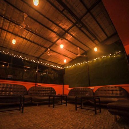 Happinest - The Backpacker'S Hostel Bombaim Exterior foto